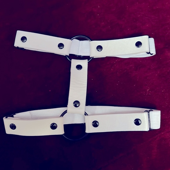 EUC White Leather Leg garters - Picture 6 of 6